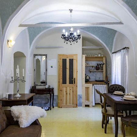 Apartman Charlotte V Dome So Studnou Na Streche Banská Štiavnica Extérieur photo